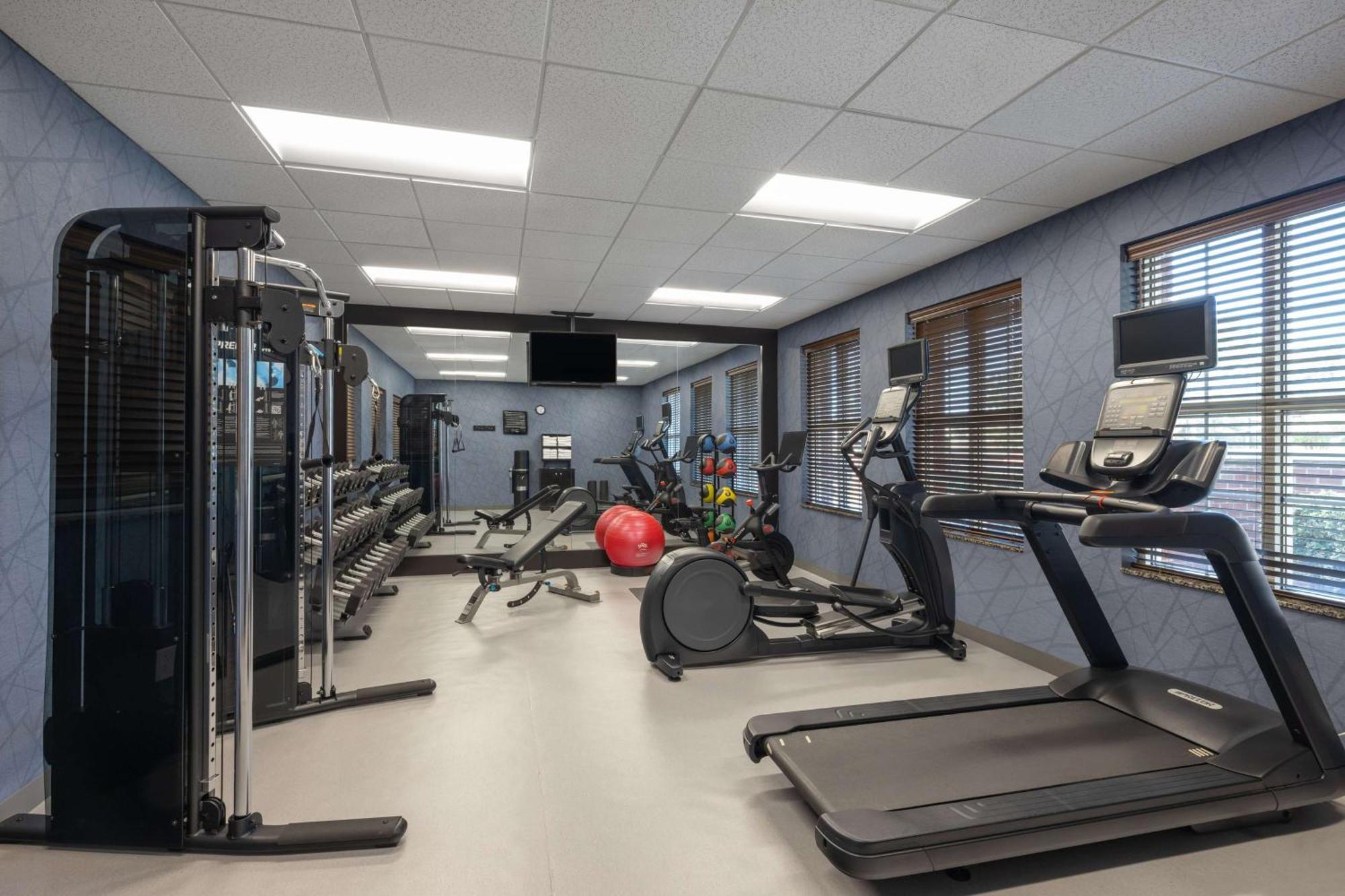 Homewood Suites Fredericksburg Ngoại thất bức ảnh