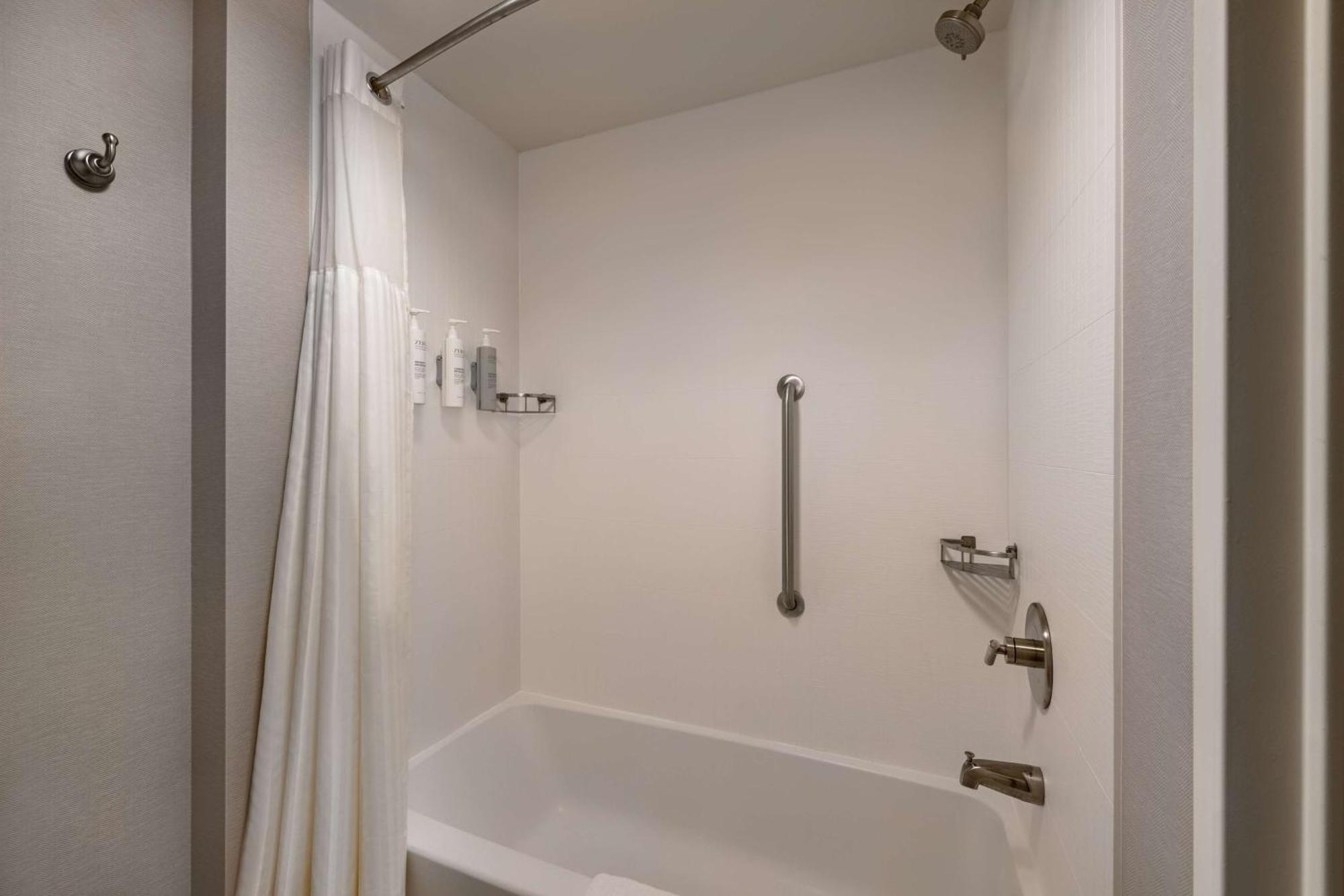 Homewood Suites Fredericksburg Ngoại thất bức ảnh